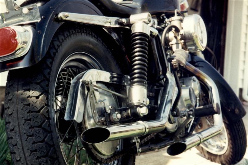 1972 Harley Sportster with Mikuni carb install Mikuni VM38 carb on Sportster