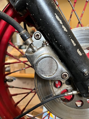 Harley dual disc caliper overhaul 1981 Sportster caliper rebuild