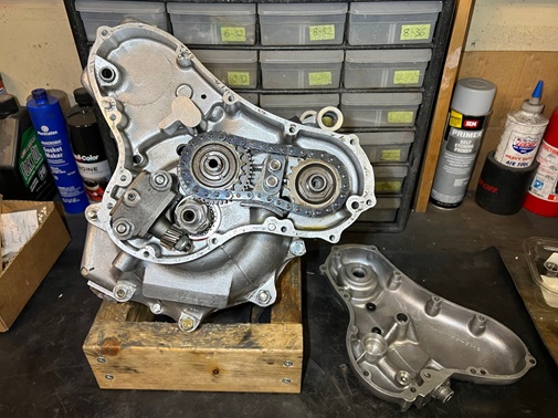 Norton Twin engine overhaul