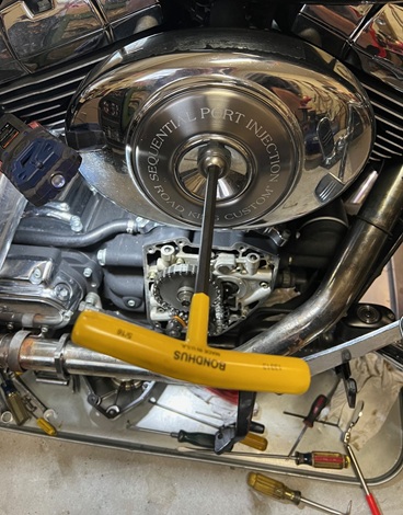 Harley TC88 air filter removal air filter remove and install 2005 Harley Road King