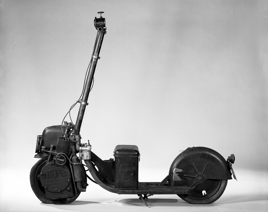 Autoped scooter at Smithsonina Museum