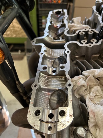 lower cam chain tensioner KZ650 adjust valve clearance camshaft removal KZ650