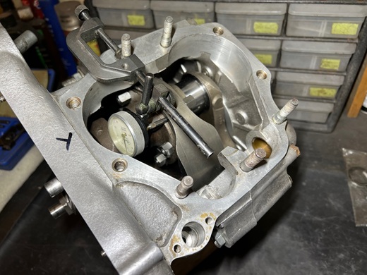 checking crankcase end play with DTI