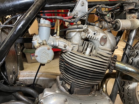top end of Norton Commando 850 engine