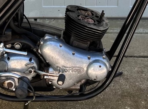 Norton Commando timing cover removal and installation engine teardown Norton Commando 850
