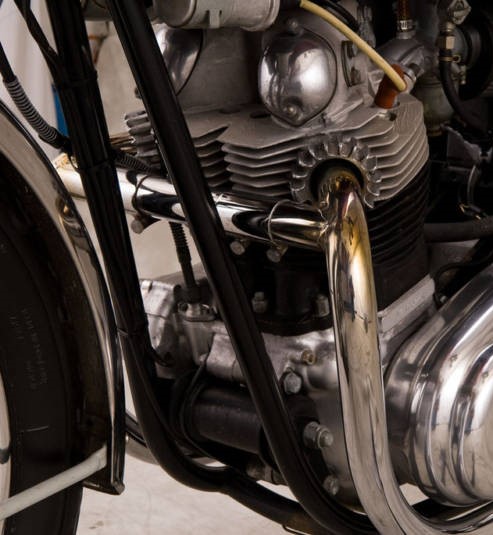 exhaust balance tube Commando Commando exhaust crossover pipe
