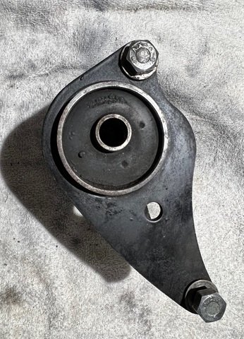 worn out Commando front isolastic bush