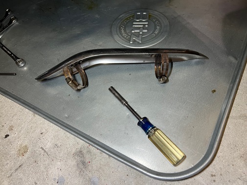 remove exhaust heat shields Harley Road King 2005 Harley exhaust heat shield