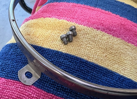 Road King headlamp removal