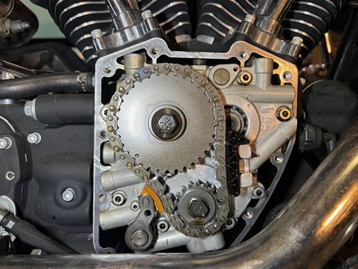 Harley Twin Cam remove cam cover without taking off entire exhaust system 2005 Harley Twin Cam outer shoe