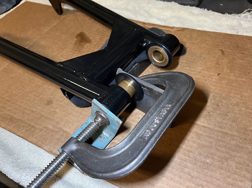 install swingarm bushings Norton Commando 1974 Norton Commando restoration