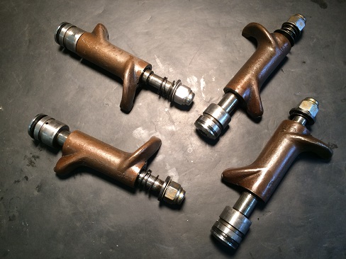 four different Ironhead rocker arms