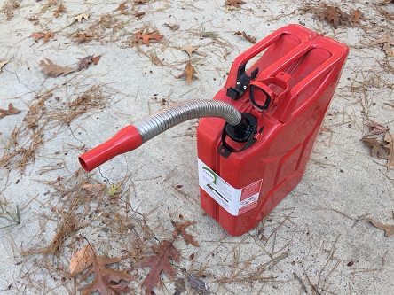 Jerry gas container with long flexible spout