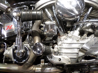 tips to start old motorcycle kick starting an old motorcycle