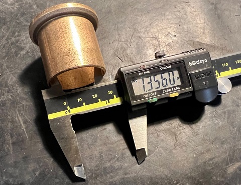 measure bushing inside diameter with digital micrometer