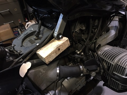 replace battery bmw motorcycle