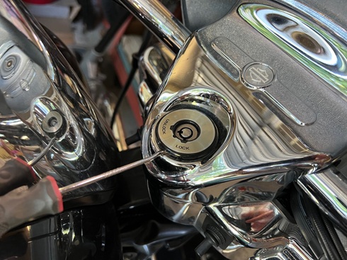 Road King handlebar swap