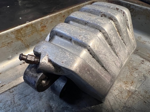 stuck brake caliper Norton Commando remove and rebuild brake caliper Norton Commando
