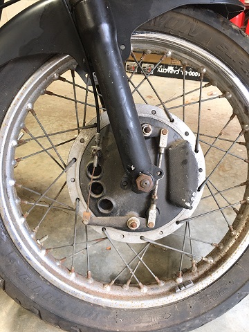 twin leading shoe front brake