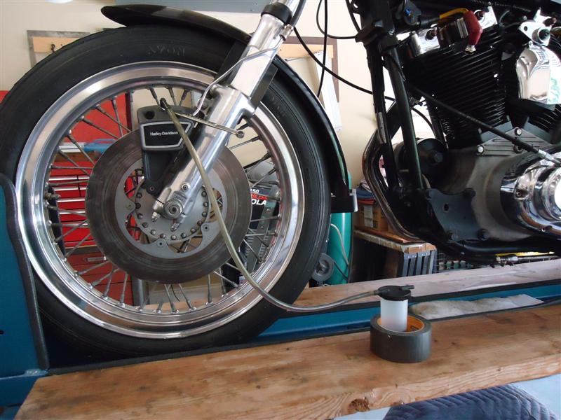 Harley-Davidson FL/XL caliper rebuild Sportster caliper rebuild