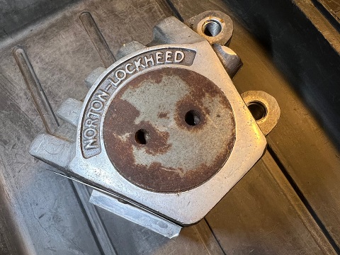 Norton Commando brake caliper overhaul