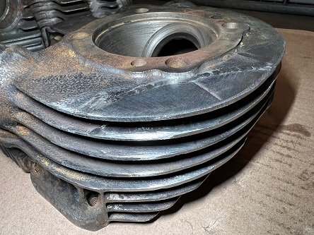 cracked fin repair cast iron cylinder motorcycle cylinder with broken cooling fins