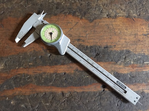 dial caliper for engine build