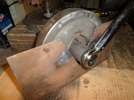 flywheel holding jig