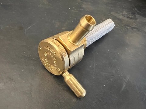 best fuel valve for chopper gas tank Golan Click Slick fuel valve for custom motorcycle gas tank