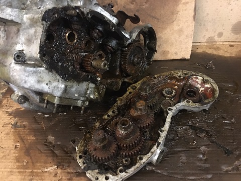 Harley WLA engine teardown and inspection