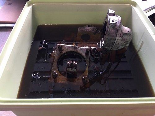 Harley engine soaking in oil harley 45 engine teardown and inspection