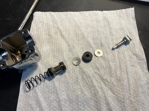 how to rebuild Harley master cylinder