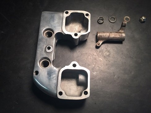 Harley rocker box assembly