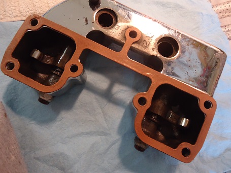 Harley rocker box assembly