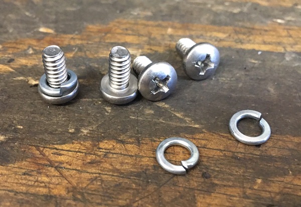 Ironhead transmission mainshaft retainer screws Harley unit transmission install