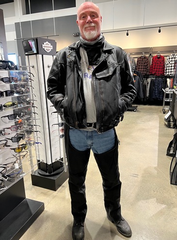 leather chaps for motorcycle riders