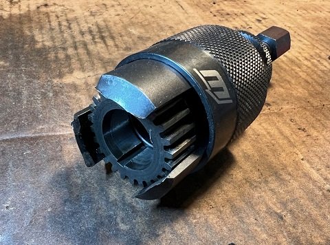 remove motorcycle crank gear