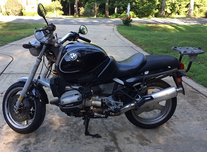 BMW R1100R replace battery Replace battery BMW R1100R