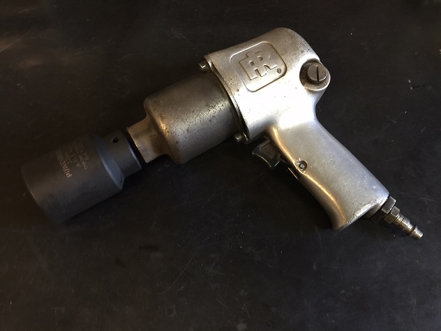 Ironhead Special Tools Iron Sportster remove and install crank pin