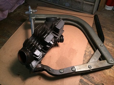 valve spring compressor for motorcycle motorcycle engine overhaul