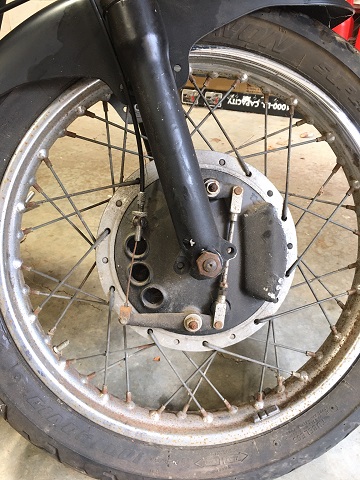Norton Commando drum to disc brake upgrade twin leading shoe front brake