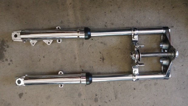 Wide Glide motorcycle front end Harley fork swap